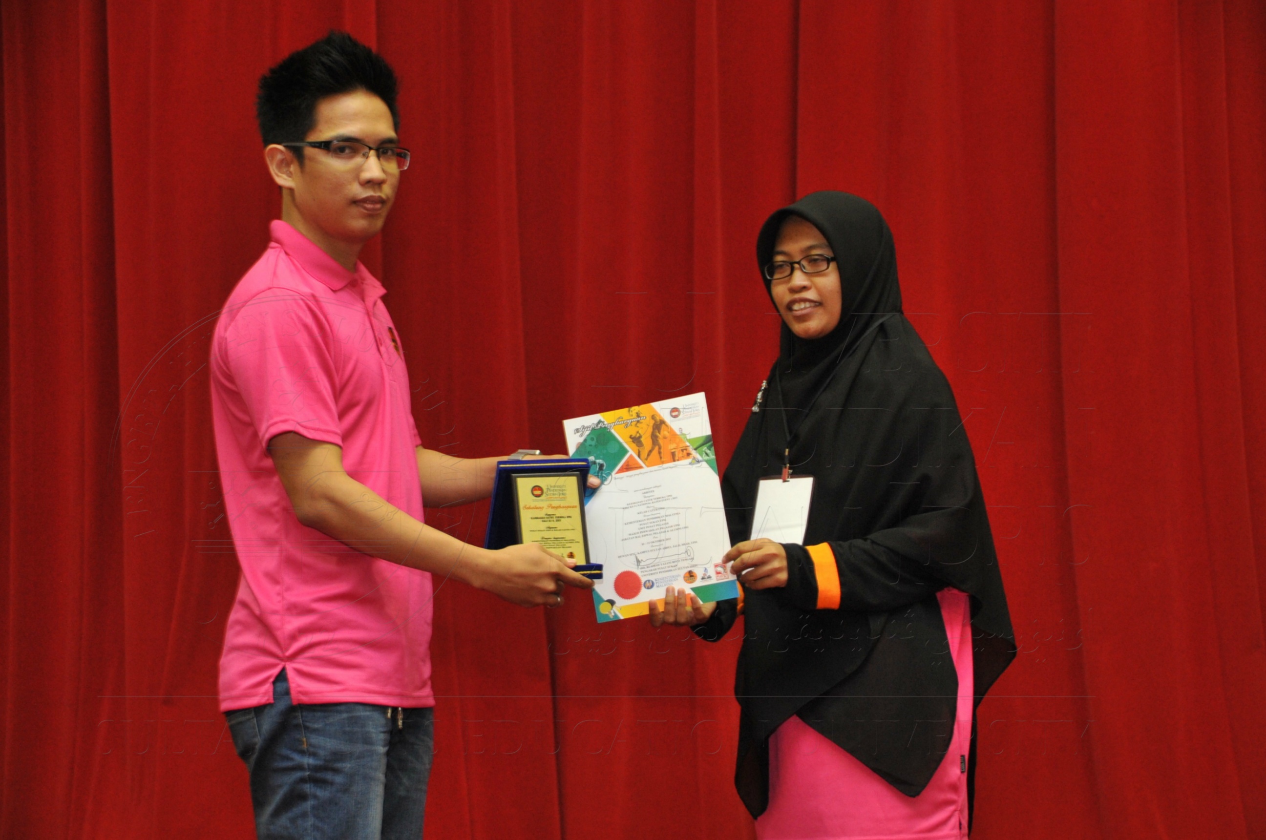 PRO15 158 CATUR HAS 9596